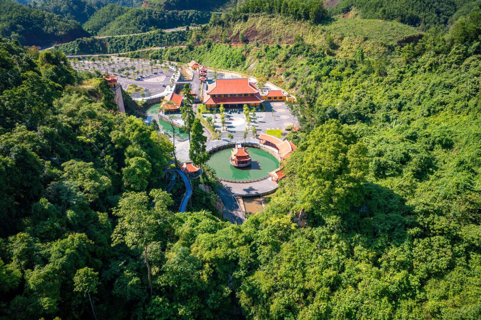 Fivitel Cong Troi Dong Giang - Fivitel Dong Giang Heaven'S Gate Hotel Exterior photo